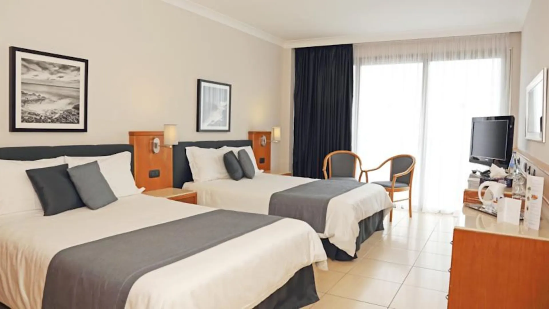 Cavalieri Art Hotel St. Julian's